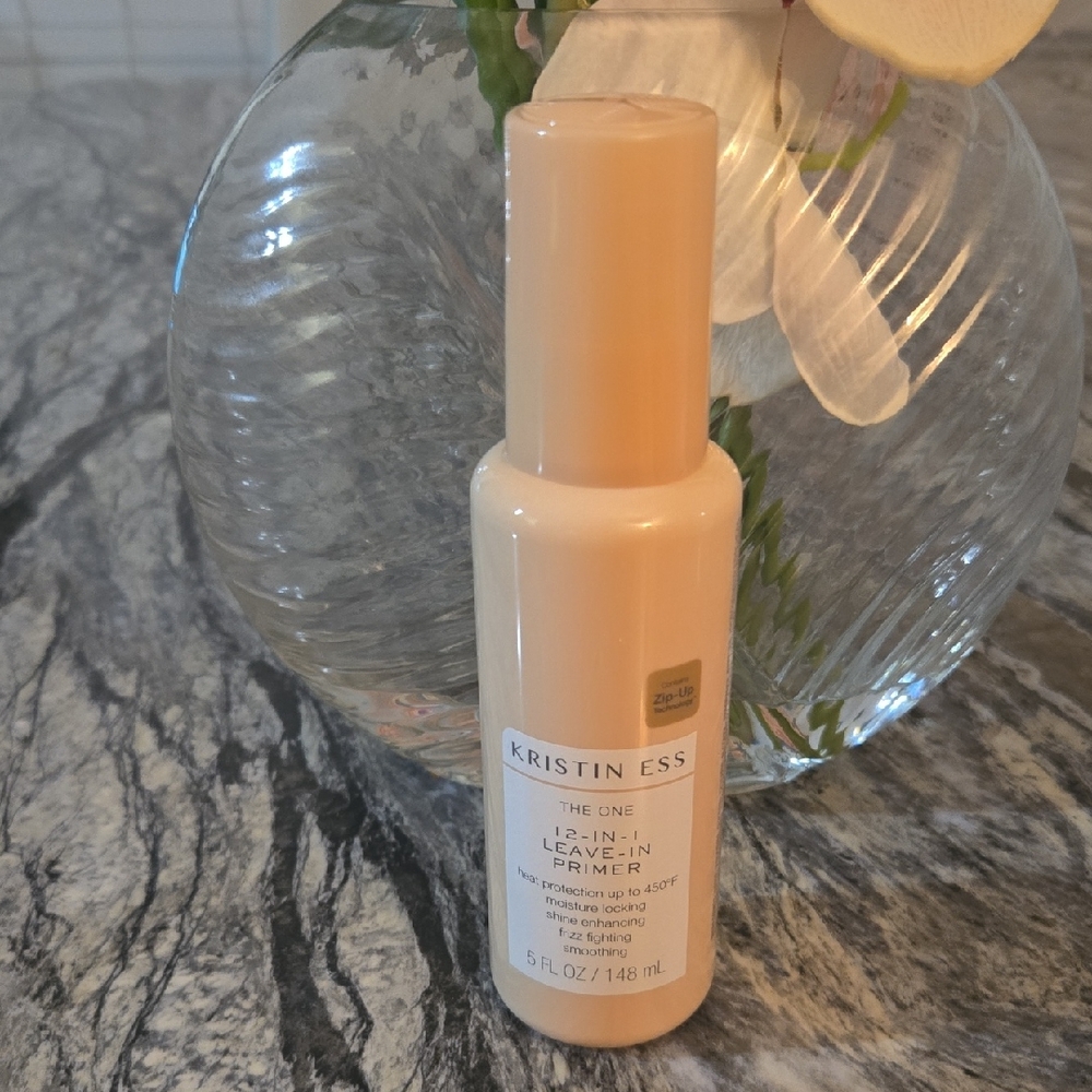 The One 12-in-1 Leave-In Primer – Cream